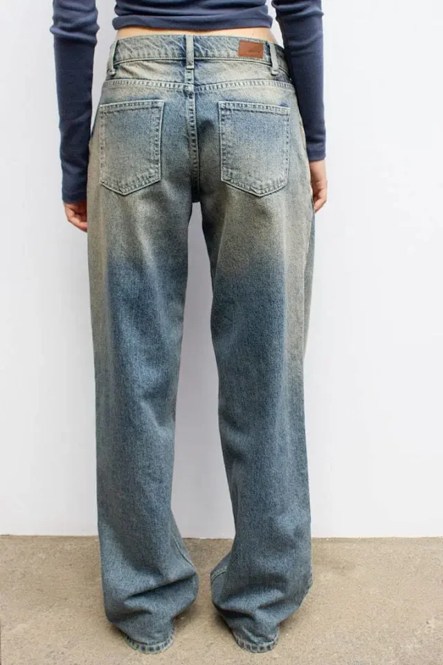 Retro Gray Distressed Wide-Leg High-Waist Jeans Detail