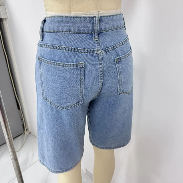 AliExpress Loose Non - Stretch Retro Denim Capris for Women Detail
