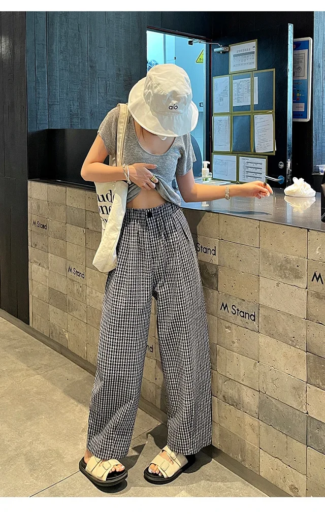Premium Bubble Checkered Pants for Women Detail