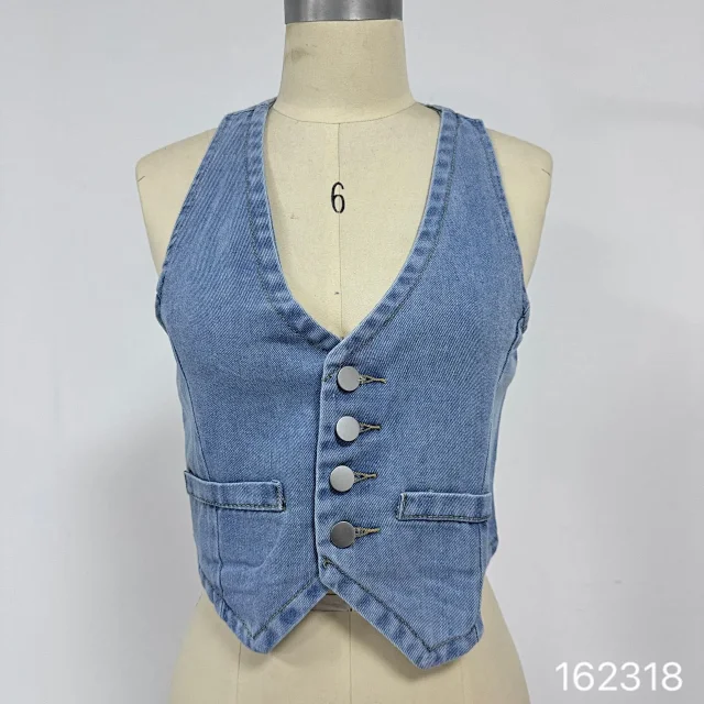 Amazon Retro Denim Vest for Women Detail