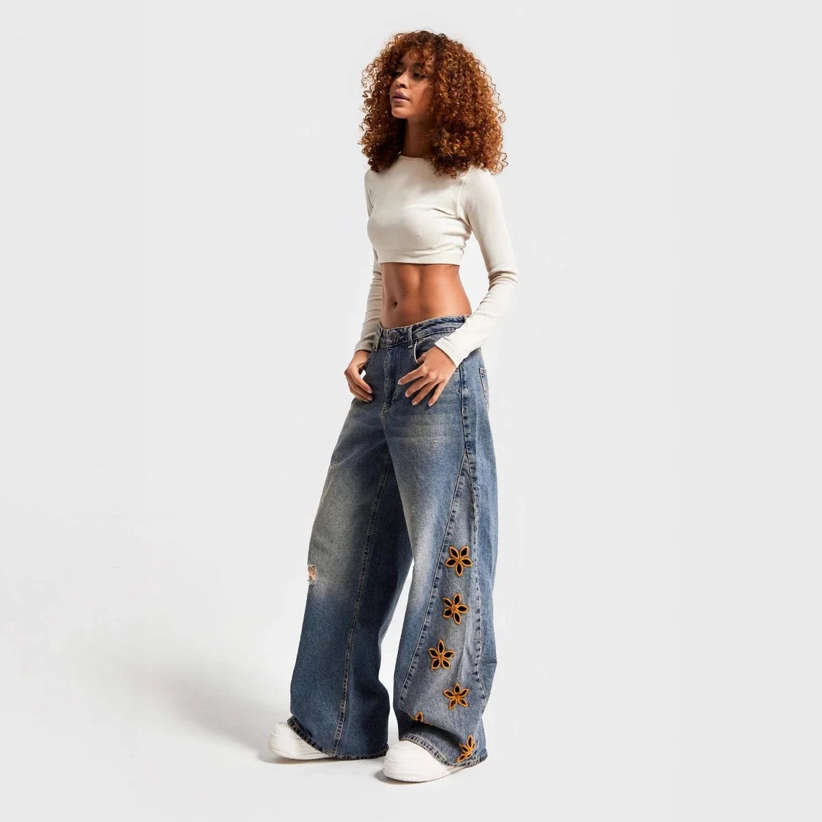 Amazon's Hit: Embroidered High-Waisted Loose Jeans for Women