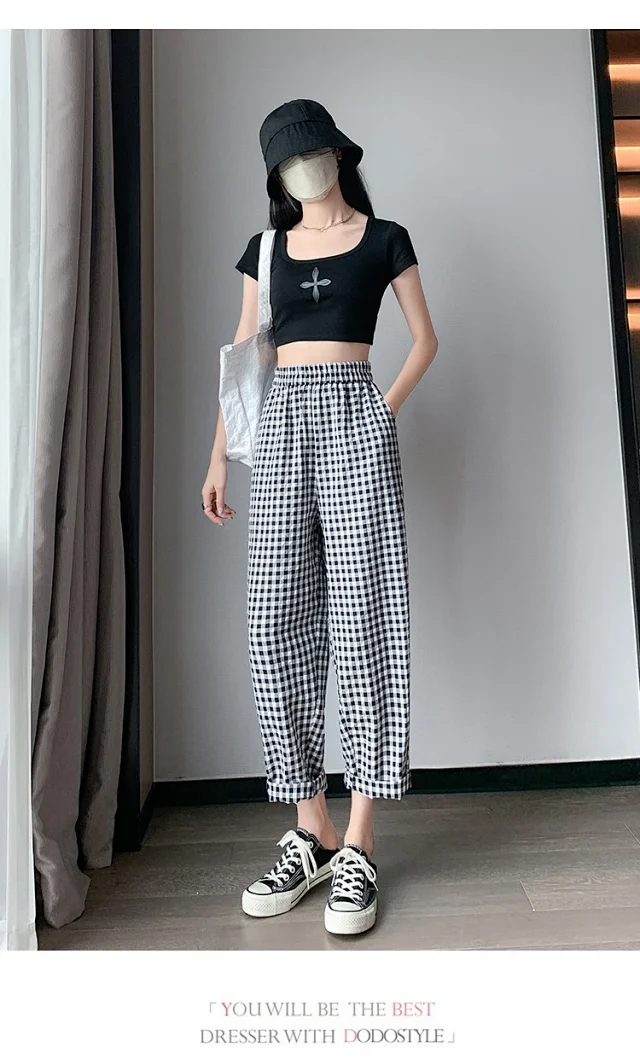 Cotton-Linen Plaid Pants Detail