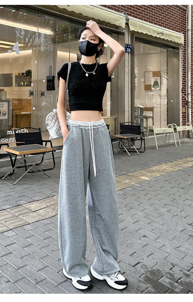 Banana Deconstructed Wide Legs Lace Pants Detail