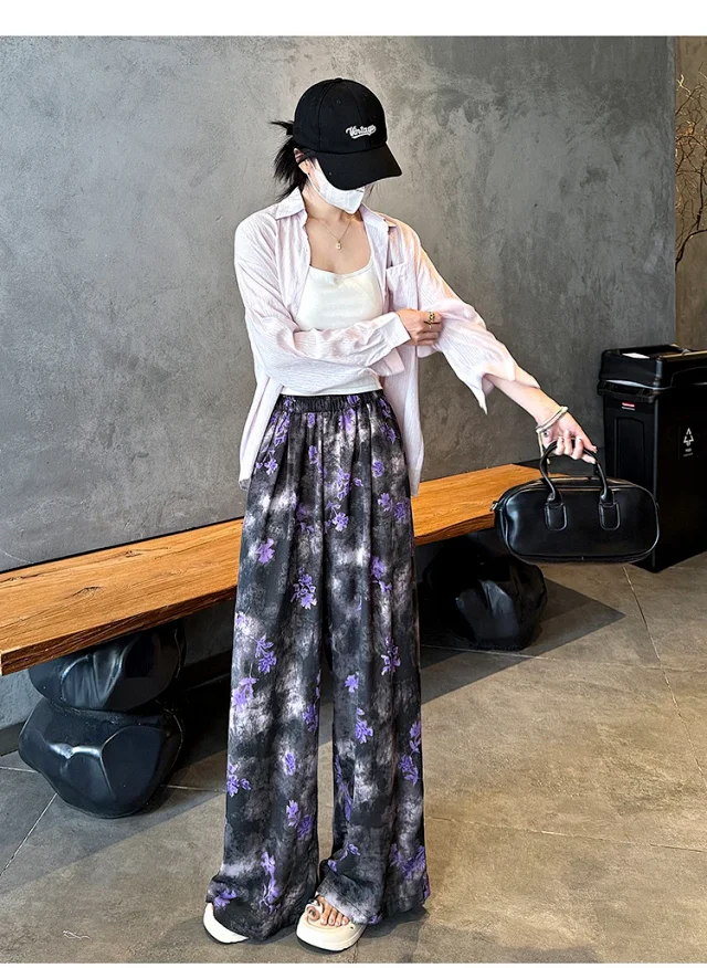 Women's Silk Wide-Leg Pants Detail