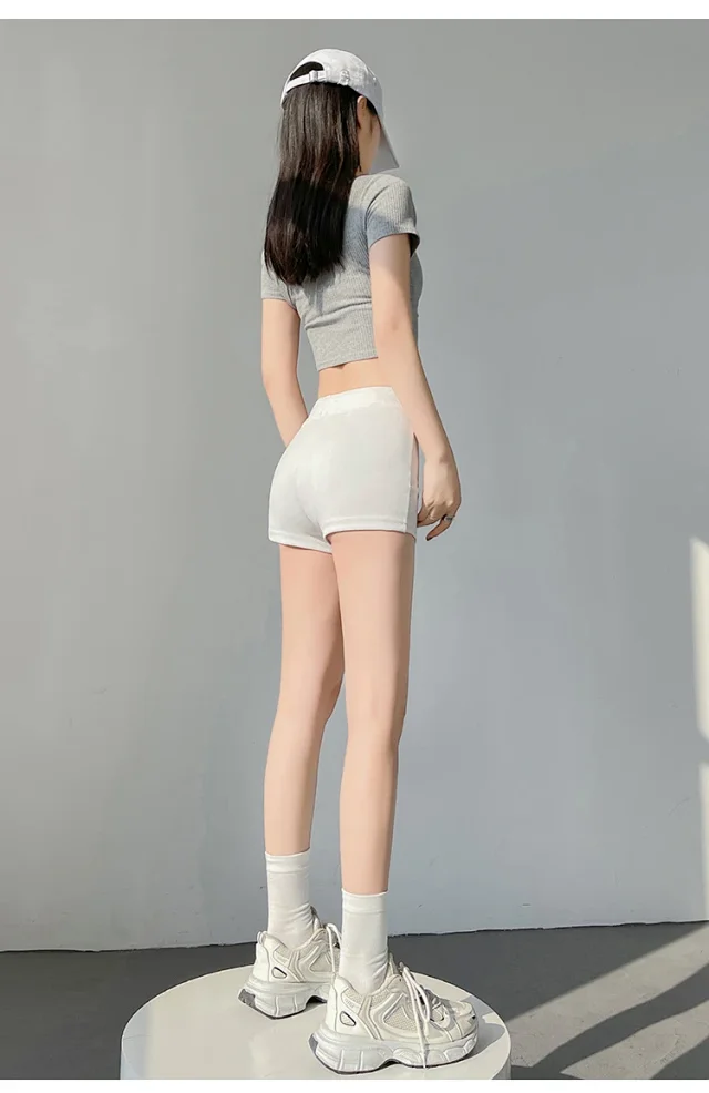 High - Elastic Cycling Shorts Detail