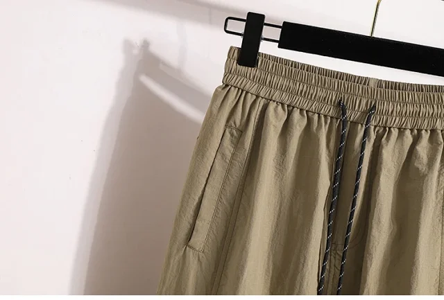 Women's 2025 Summer New High-waist Slimming Cargo Pants Detail