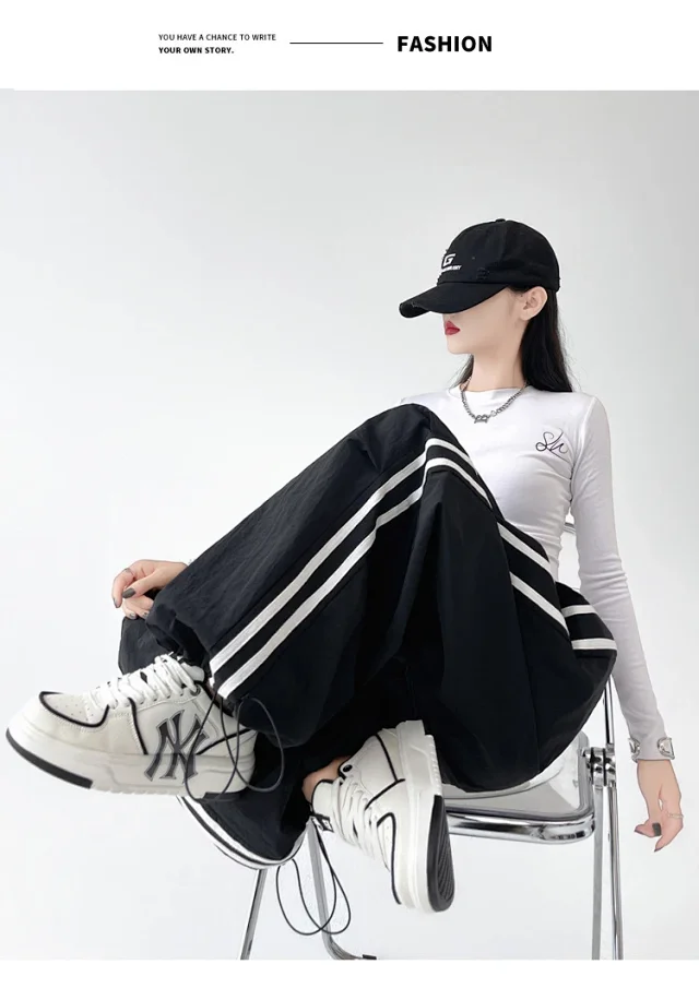 2025 Summer American Striped Cargo Pants for Women Detail