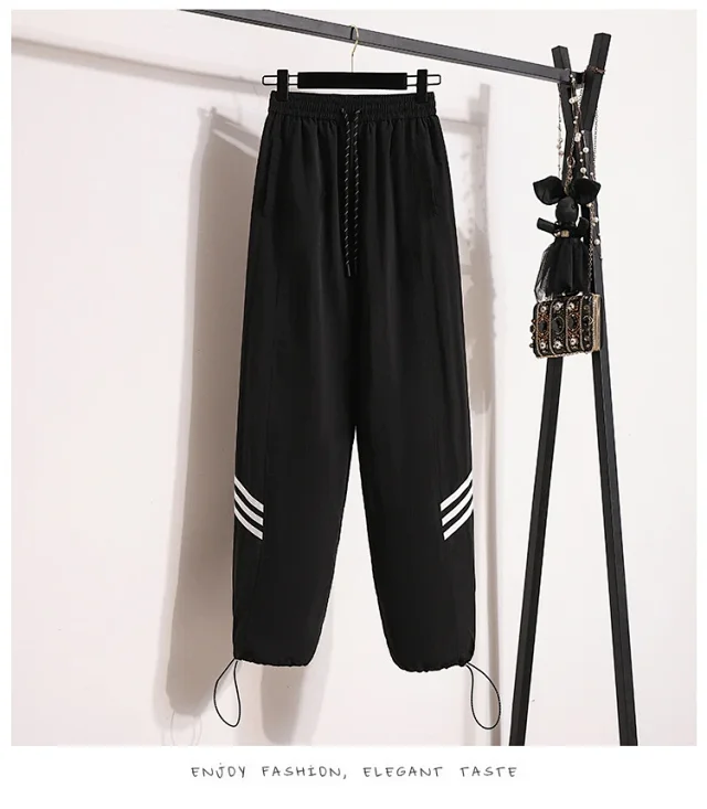 Women's 2025 Summer New High-waist Slimming Cargo Pants Detail