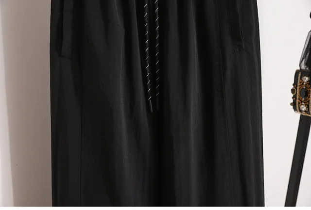 Women's 2025 Summer New High-waist Slimming Cargo Pants Detail