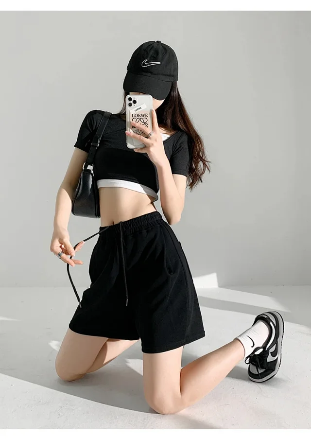 American Retro Wide-leg Casual Shorts Detail