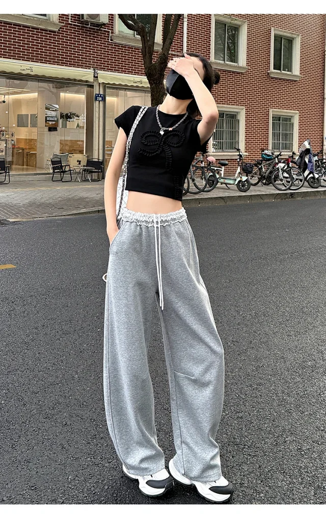 Banana Deconstructed Wide Legs Lace Pants Detail