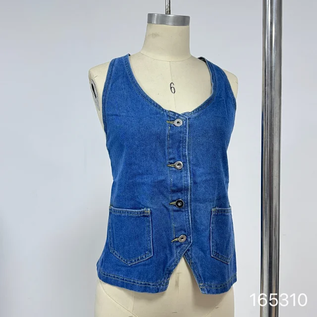 Fashionable Denim Vest for Women Detail