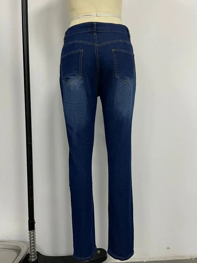 High - waist Ripped Stretch Jeans for Women Detail