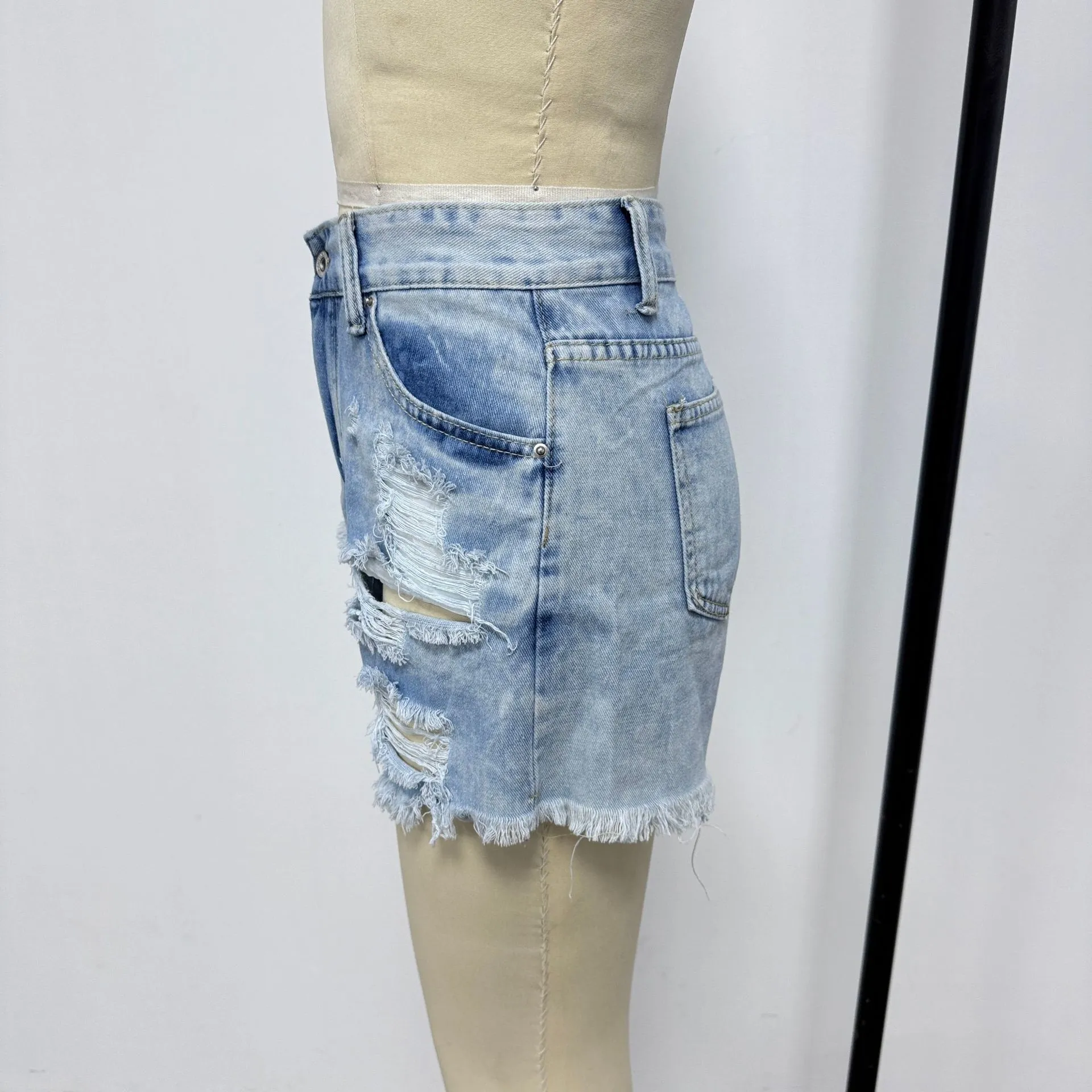 YI3016 High-waist Ripped Fringe Denim Shorts (Shipped)