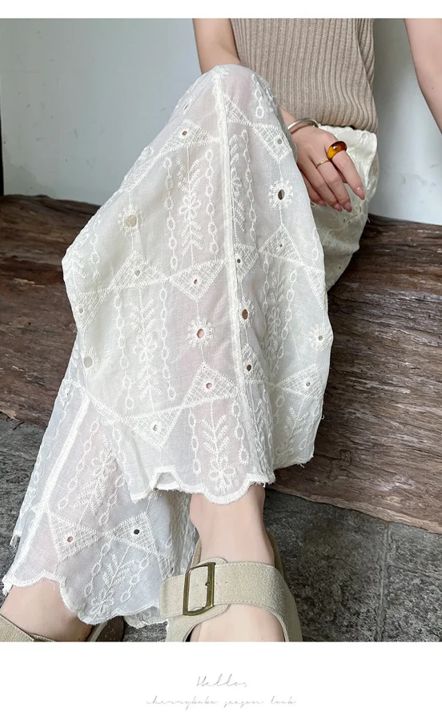 Women's Summer Thin High - End Lace Cropped Pants Detail