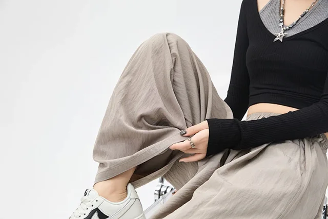 2025 Summer Textured Washed Cotton Wide-Leg Pants Detail