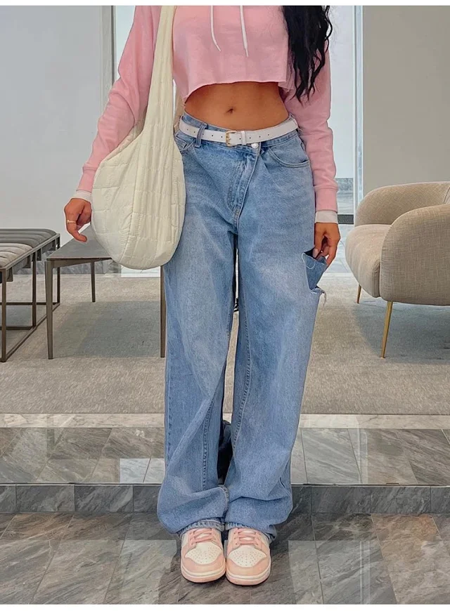 Stylish Low-rise Ripped Loose Jeans for Women (Export Style) Detail