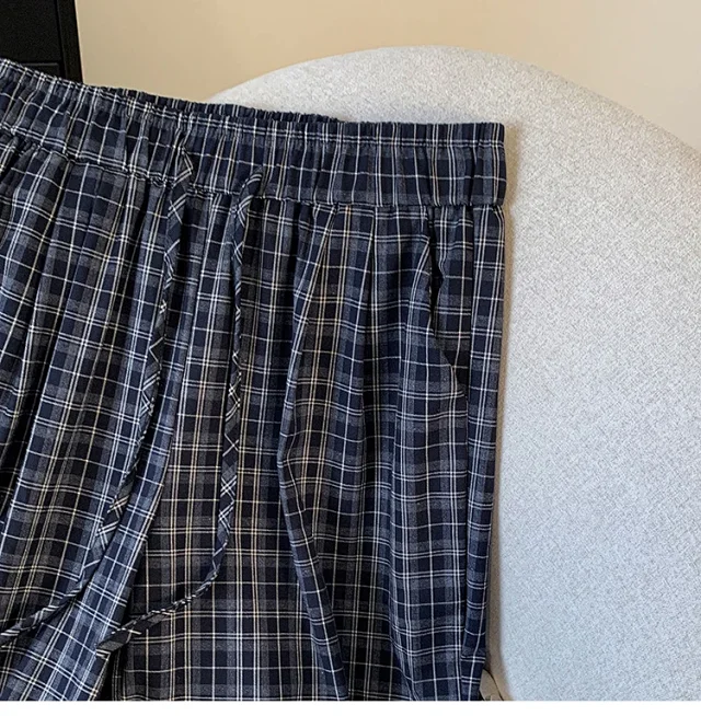 Vintage Waist Tie Plaid Wide-Leg Pants Detail