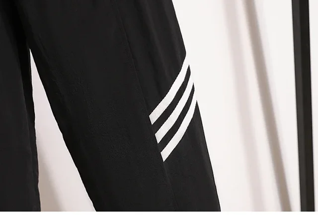 Women's 2025 Summer New High-waist Slimming Cargo Pants Detail