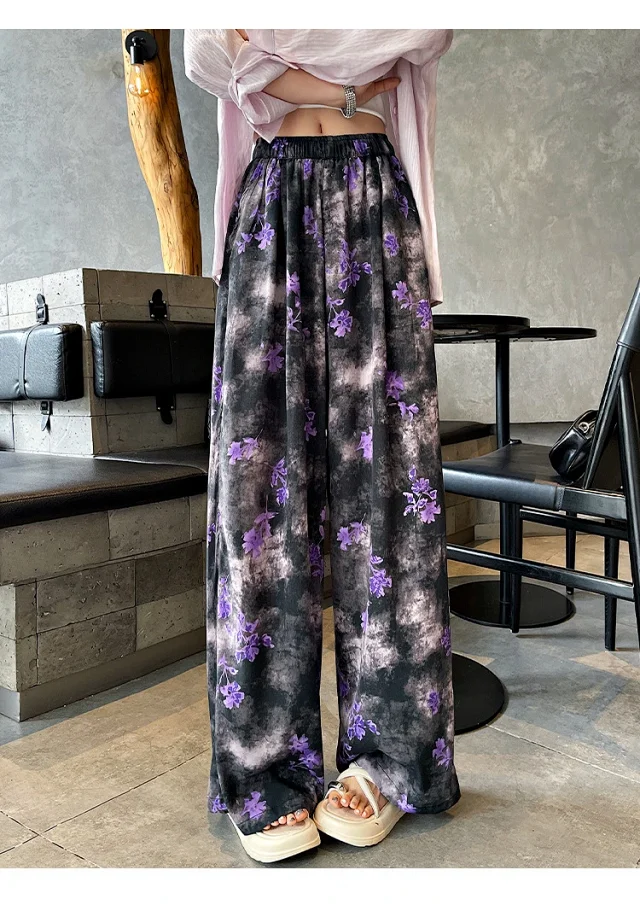 Women's Silk Wide-Leg Pants Detail