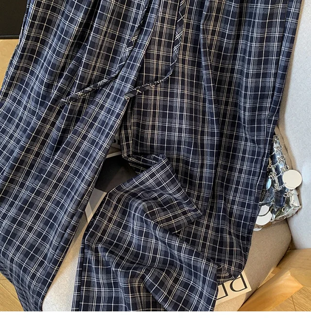 Vintage Waist Tie Plaid Wide-Leg Pants Detail