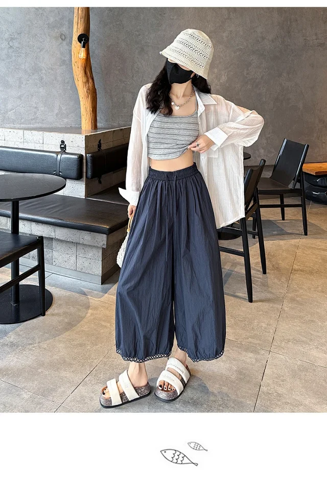 2025 Summer Ice Silk Lace Cropped Pants for Petite Women Detail