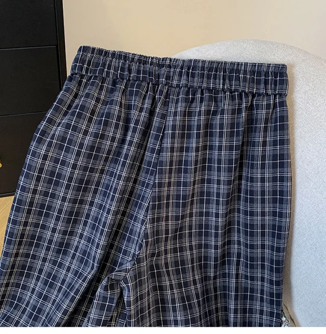 Vintage Waist Tie Plaid Wide-Leg Pants Detail