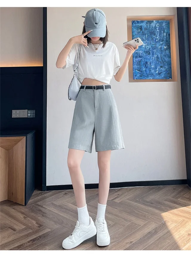 Japanese Retro Linen Suit Shorts for Women Detail