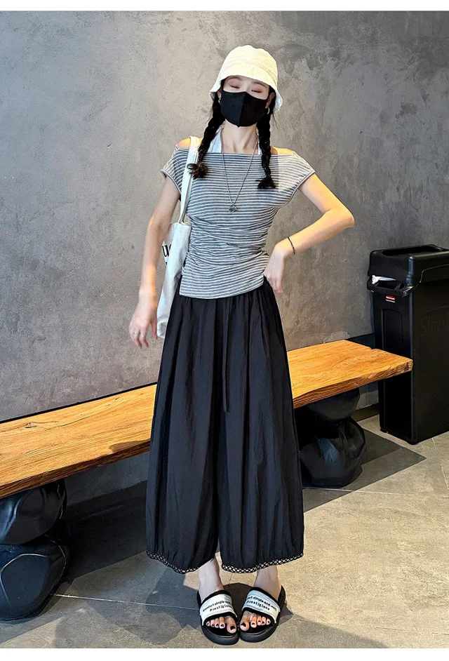 2025 Summer Ice Silk Lace Cropped Pants for Petite Women Detail