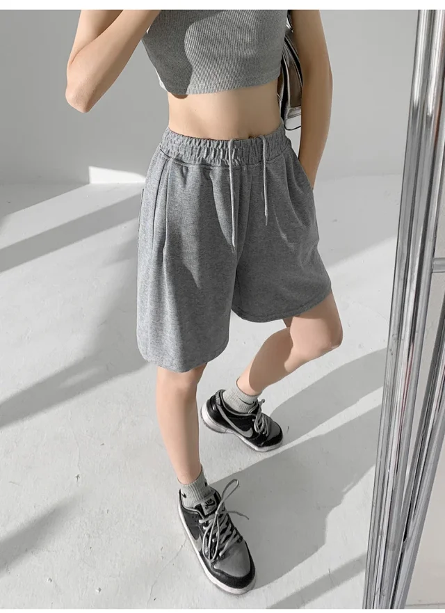 American Retro Wide-leg Casual Shorts Detail