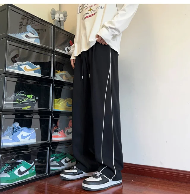 Men's White Hip Hop Oversize Pants Detail