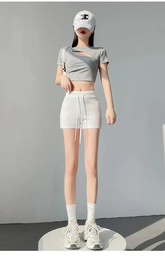 High - Elastic Cycling Shorts Detail