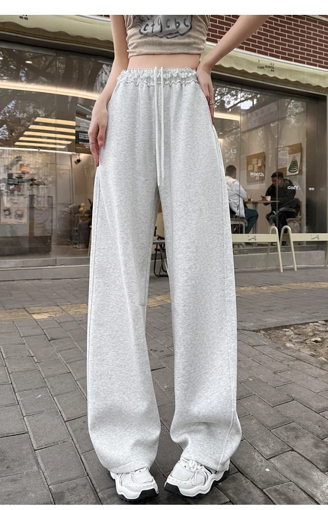 Banana Deconstructed Wide Legs Lace Pants Detail