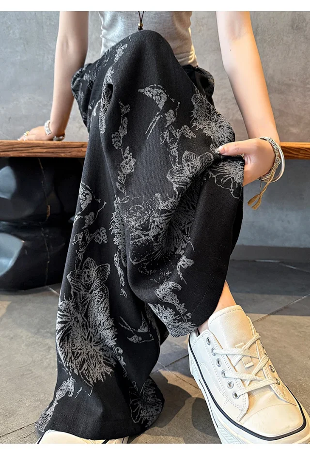Vintage Ink Print Linen Pants Detail