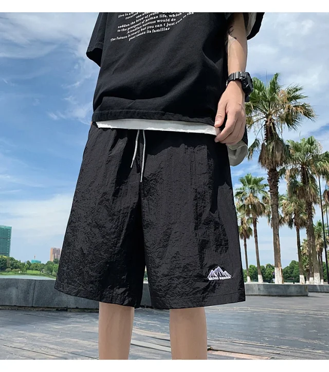 Men's Trendy Loose Ice Silk Shorts 2025 Detail