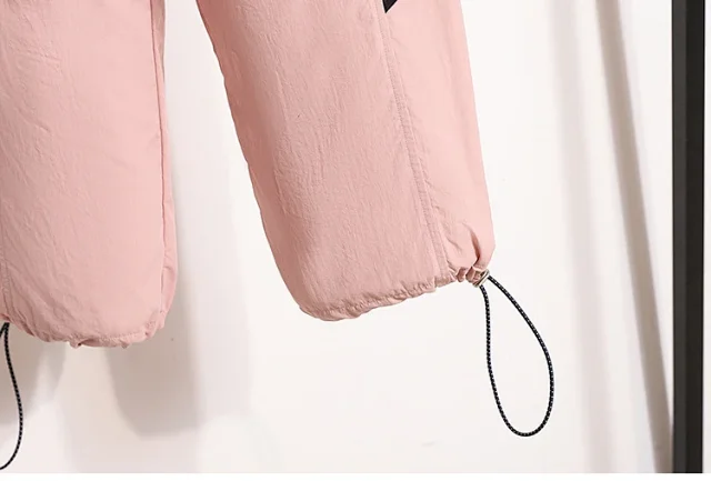 Women's 2025 Summer New High-waist Slimming Cargo Pants Detail