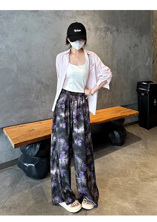 Women's Silk Wide-Leg Pants Detail