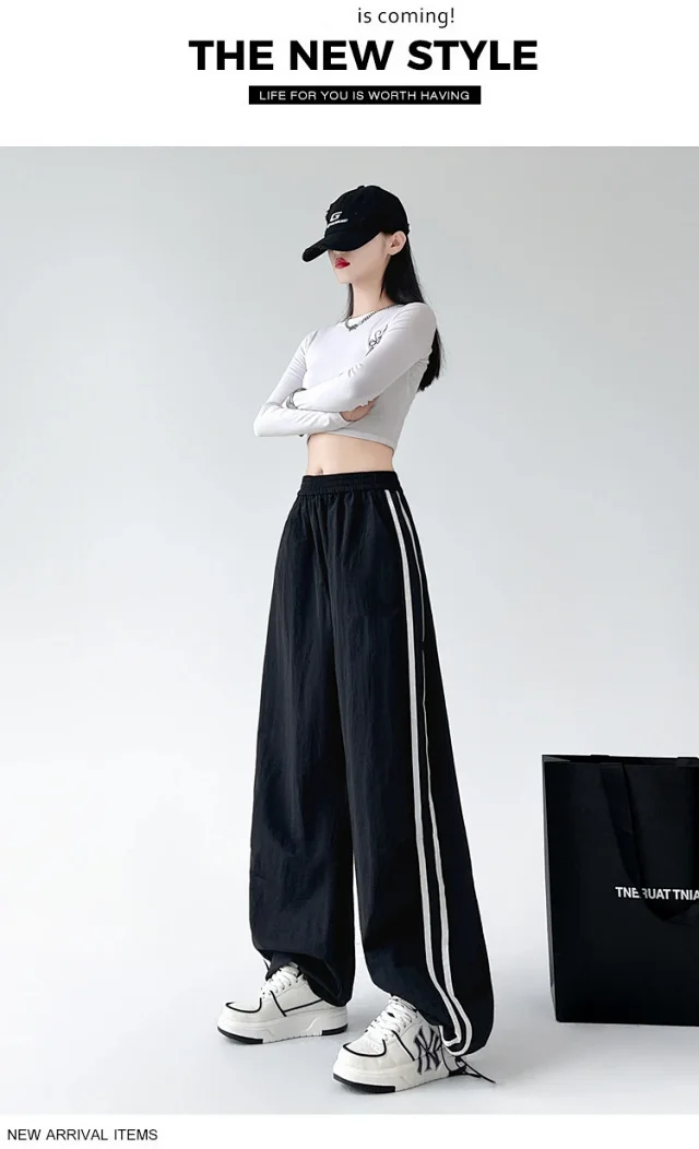 2025 Summer American Striped Cargo Pants for Women Detail