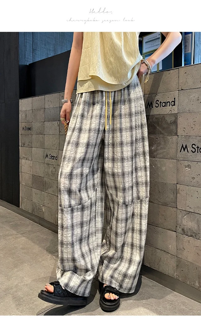 Ladies' Summer Retro Plaid Loose Pants Detail