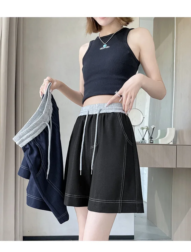 Old Money Style Asymmetric Denim Shorts Detail