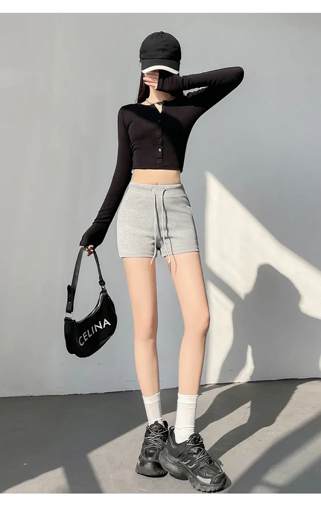 High - Elastic Cycling Shorts Detail
