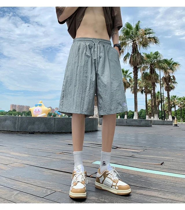 Men's Trendy Loose Ice Silk Shorts 2025 Detail