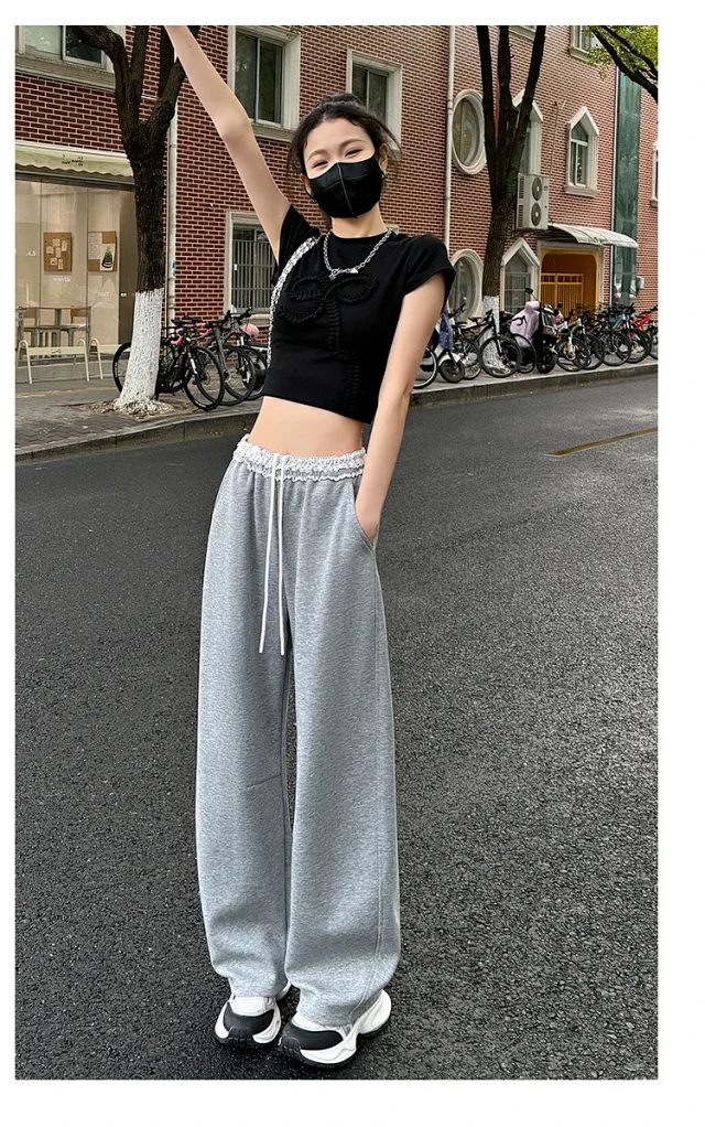 Banana Deconstructed Wide Legs Lace Pants Detail