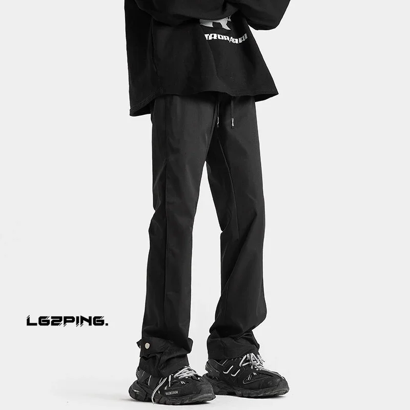 Oversize Men's Micro-flared Cargo Pants