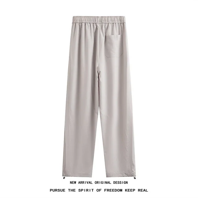Men's Oversized Pleated Wide-Leg Pants Detail