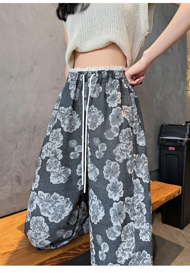Women's 2025 Summer Retro Jacquard Balloon Pants Detail