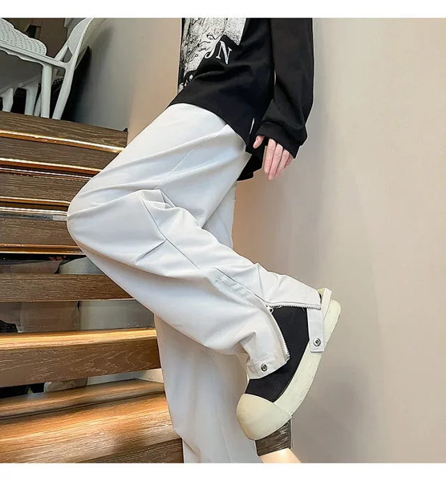 Men's Trendy Cargo Micro-flared Street Pants Detail