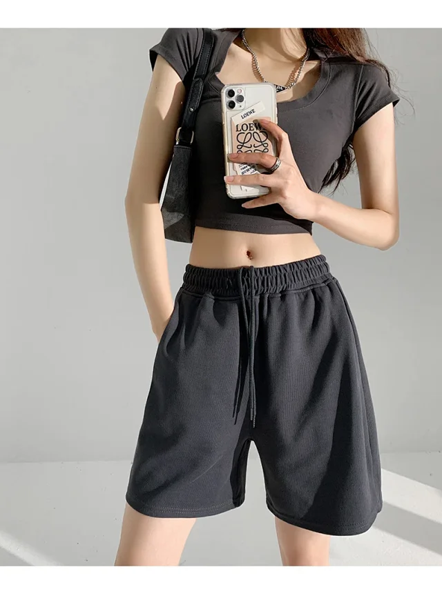 American Retro Wide-leg Casual Shorts Detail