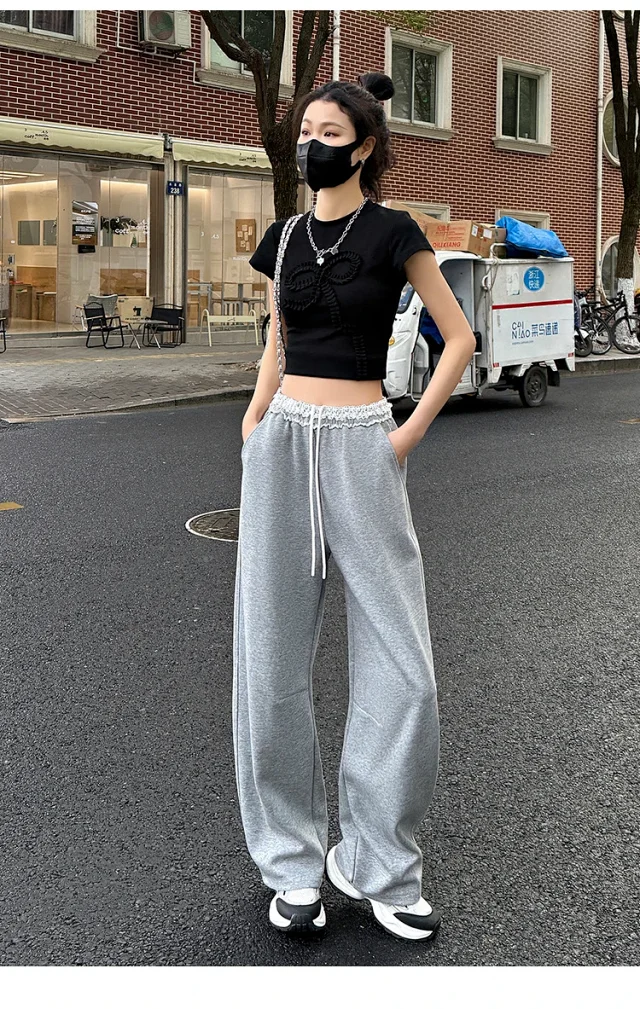 Banana Deconstructed Wide Legs Lace Pants Detail