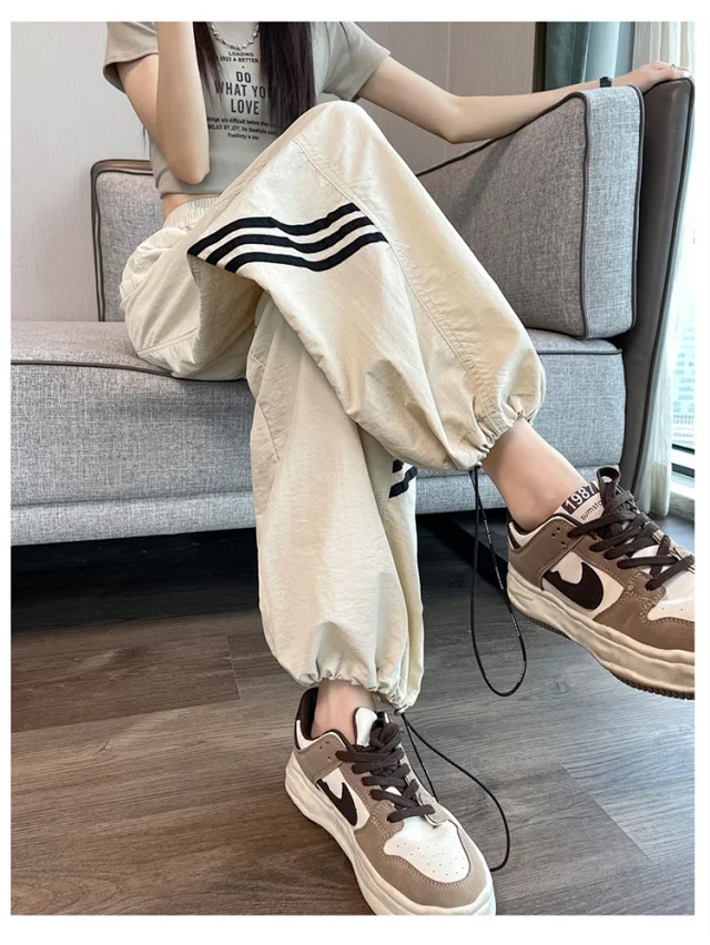 Women's 2025 Summer Drawstring Cargo Pants Detail